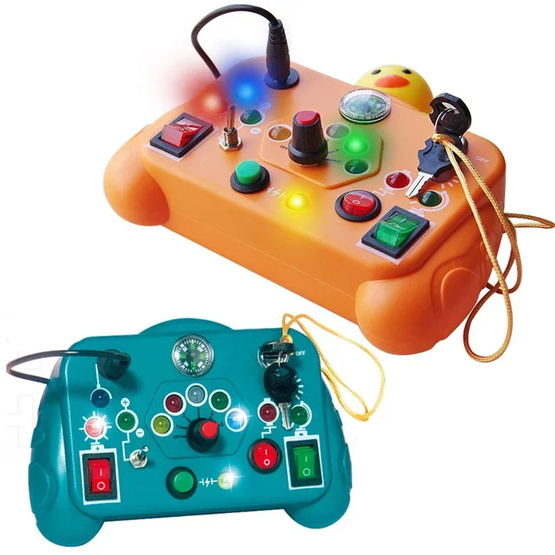 Brinquedos sensoriais Cartoon com placa de controle de interruptor de luz LED Jogo infantil de atividades de viagem para crianças de 2 a 4 anos